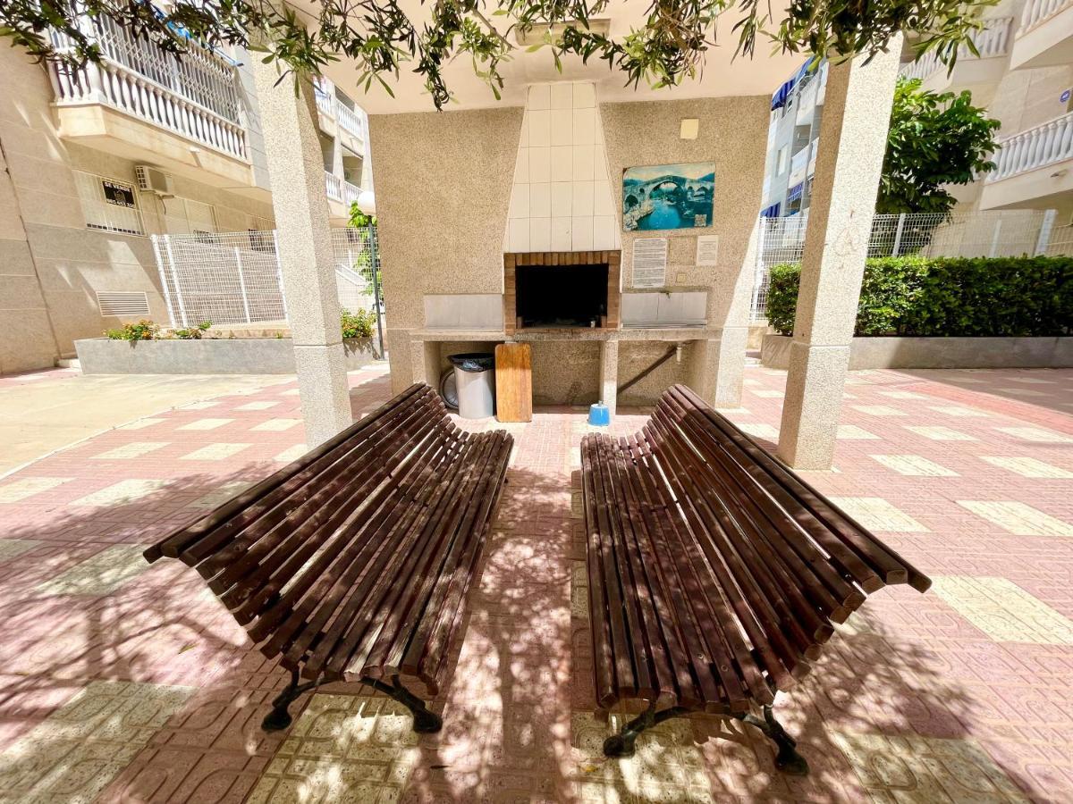 Torrevieja Comfortable Apartment Luaran gambar
